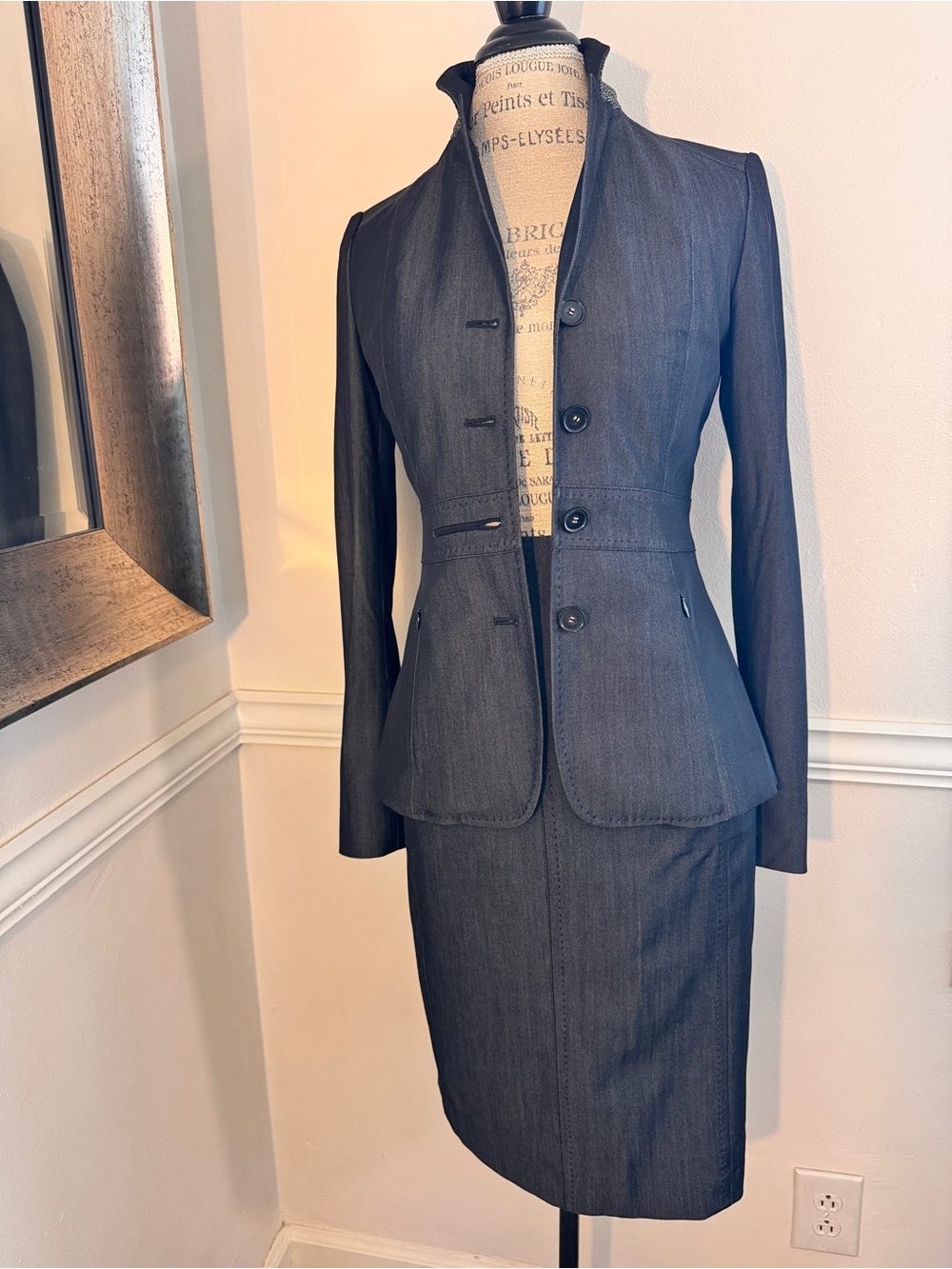 Elie Tahari Denim Wool blend Tailored Blazer and Pencil Skirt Set | Size 4